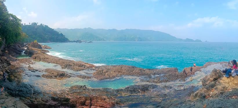 Menjelajahi Lampung Dari Pantai Tenang Hingga Pegunungan